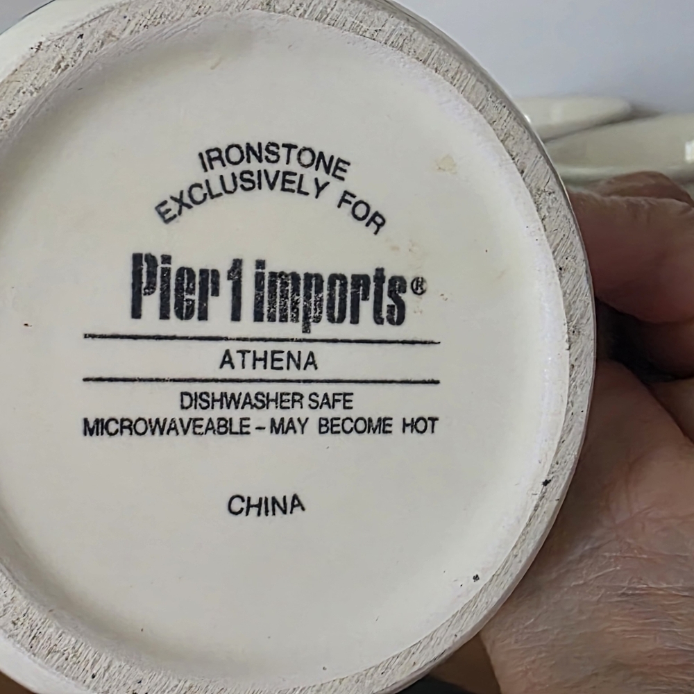 Set of 4 Pier 1 Athena Coffee Tea Mugs EUC - Picture 8 of 8
